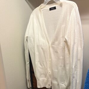 Dokotoo Ivory V-Neck Textured Button-Front Cardigan